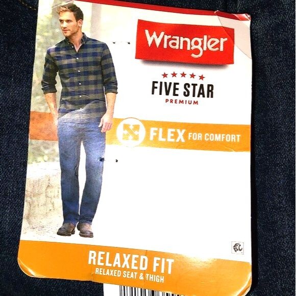 Wrangler NWT Five Star Flex Medium Dark Wash Relaxed Fit Men's Jeans Size 42X30 - Picture 6 of 8